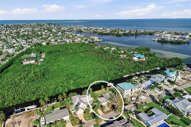 514 77TH STREET, Holmes Beach, FL 34217