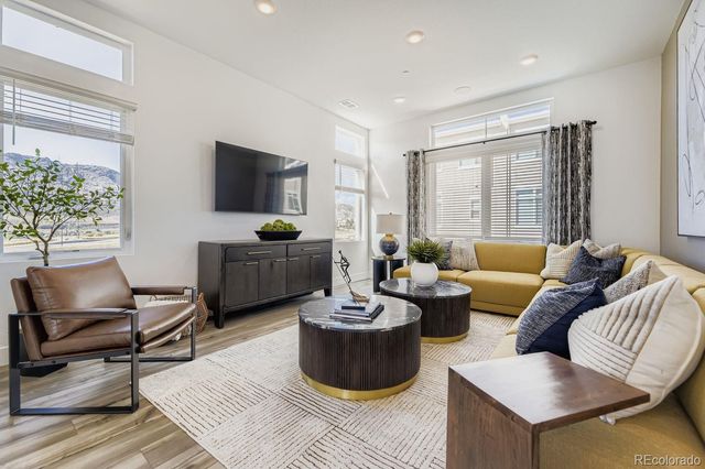 15524 W Washburn Avenue, Lakewood, CO 80228