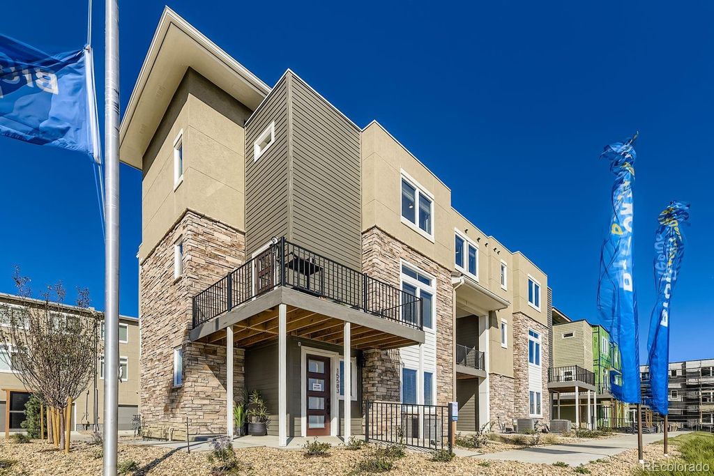 15524 W Washburn Avenue, Lakewood, CO 80228