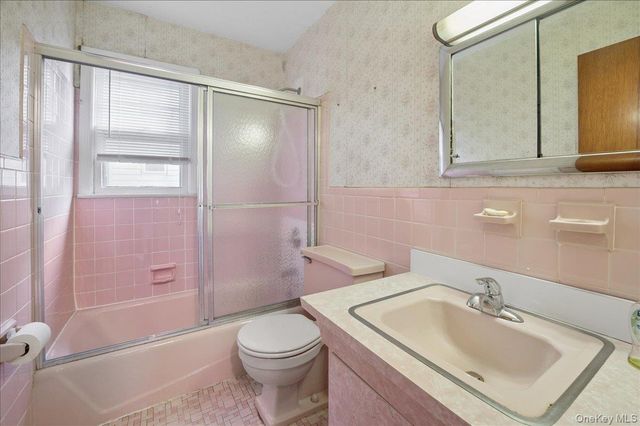 173 Bennett Avenue, Yonkers, NY 10701