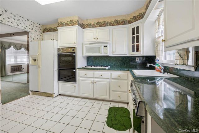 173 Bennett Avenue, Yonkers, NY 10701