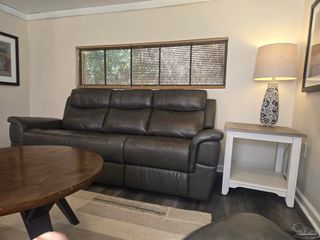 6111 Lebanon Ln 2, Pensacola, FL 32504