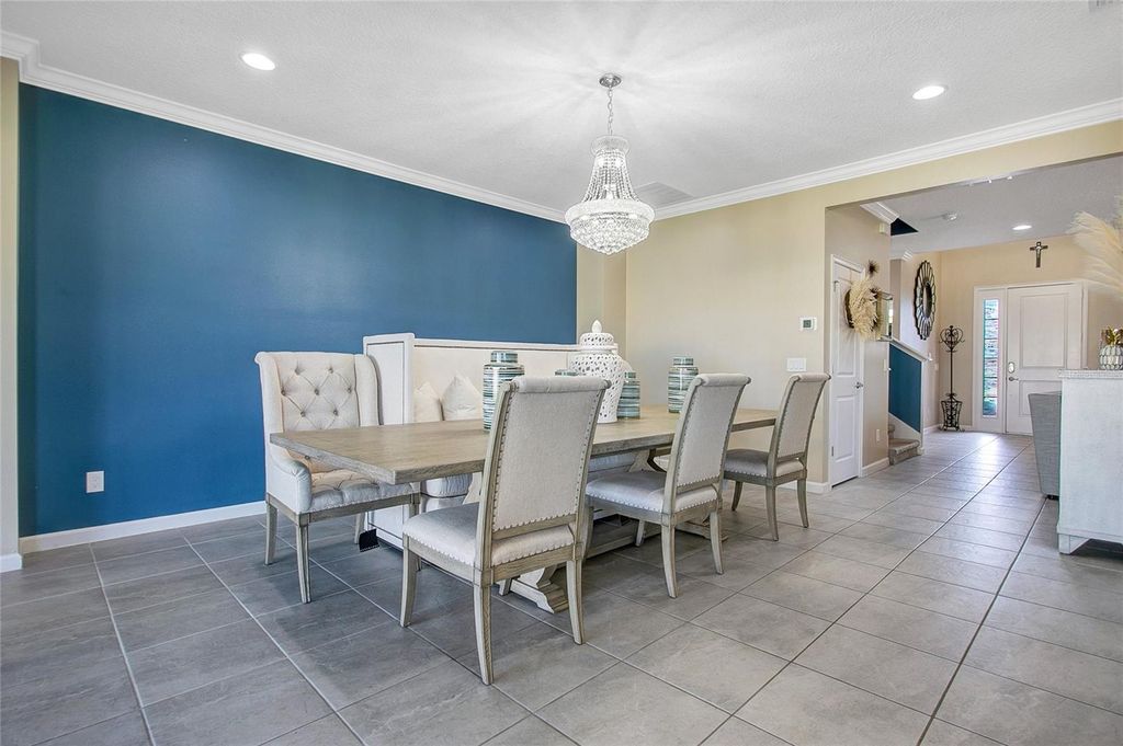 Image 11 of property listing at 2507 RUSH BAY WAY, Orlando, FL 32824