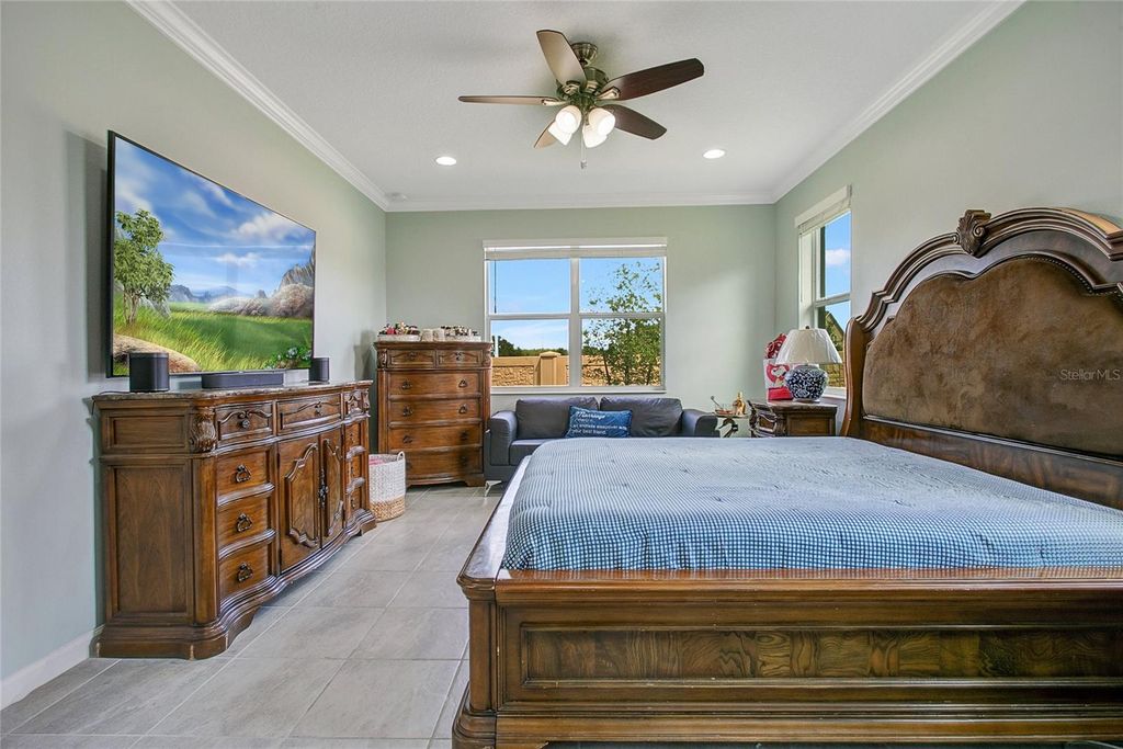 Image 15 of property listing at 2507 RUSH BAY WAY, Orlando, FL 32824