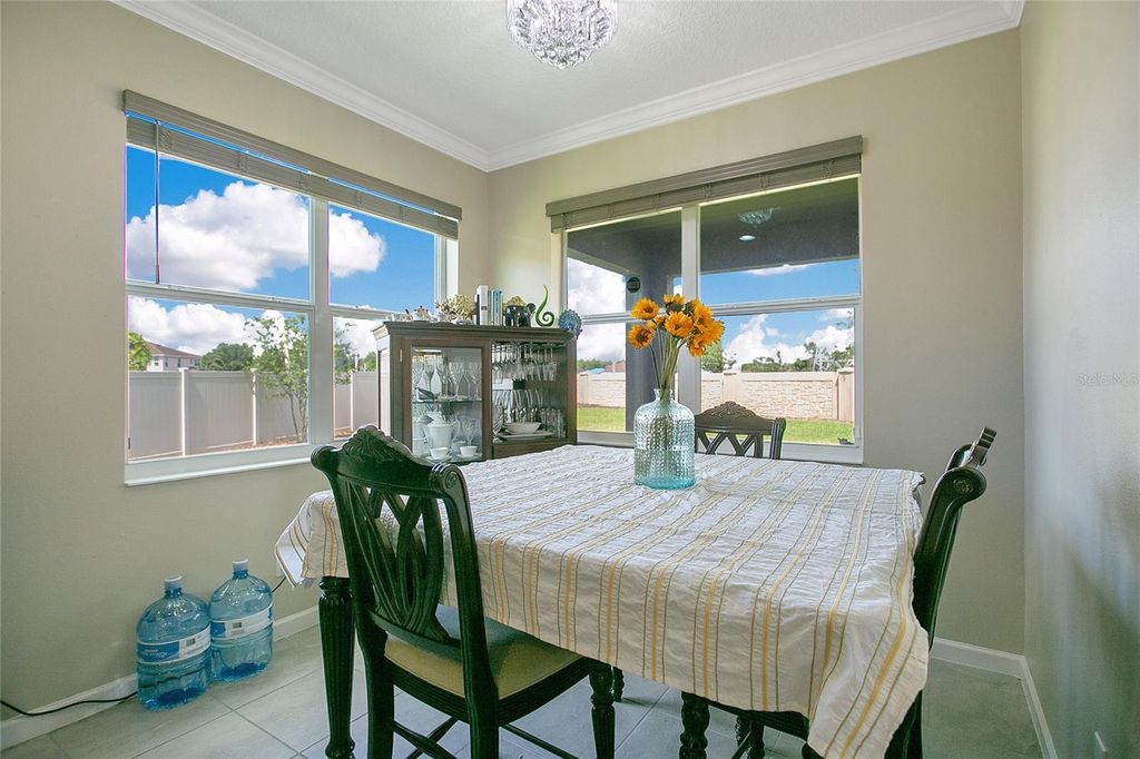 Image 18 of property listing at 2507 RUSH BAY WAY, Orlando, FL 32824