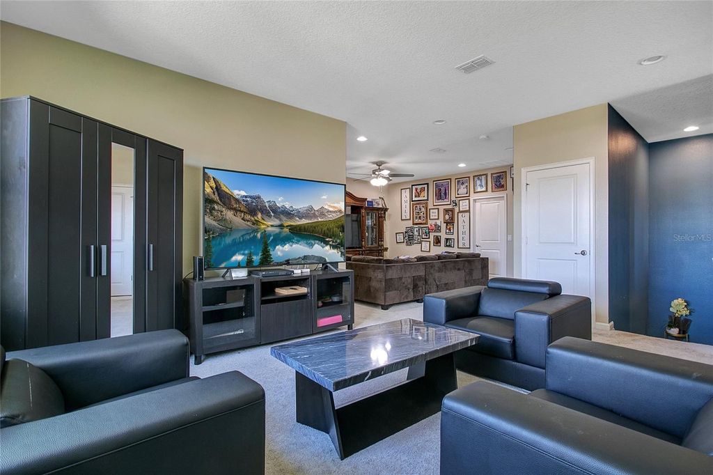 Image 26 of property listing at 2507 RUSH BAY WAY, Orlando, FL 32824