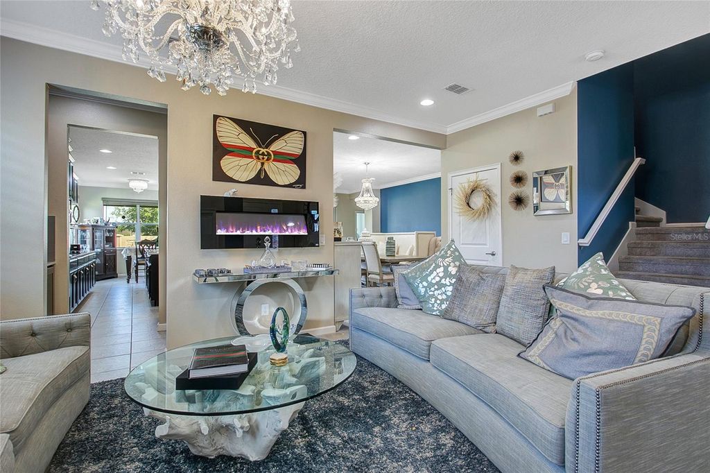 Image 4 of property listing at 2507 RUSH BAY WAY, Orlando, FL 32824