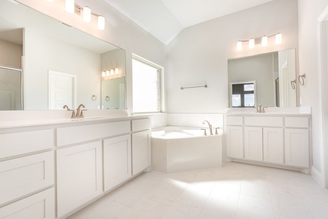 720 Candace Drive, Desoto, TX 75115