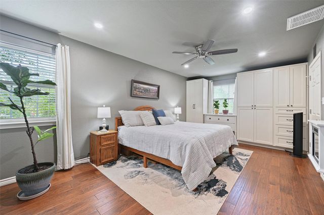3917 Winding Road, Hearne, TX 77859