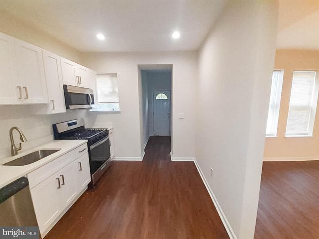 304 LYNDHURST ST, Baltimore, MD 21229