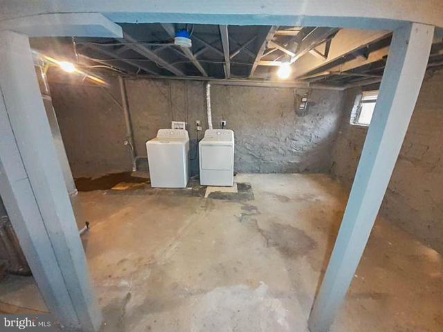 304 LYNDHURST ST, Baltimore, MD 21229