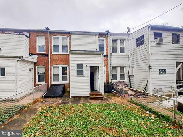304 LYNDHURST ST, Baltimore, MD 21229