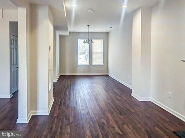 304 LYNDHURST STREET, Baltimore, MD 21229
