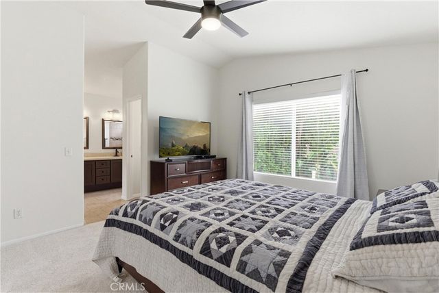 922 Naples, Corona, CA 92882