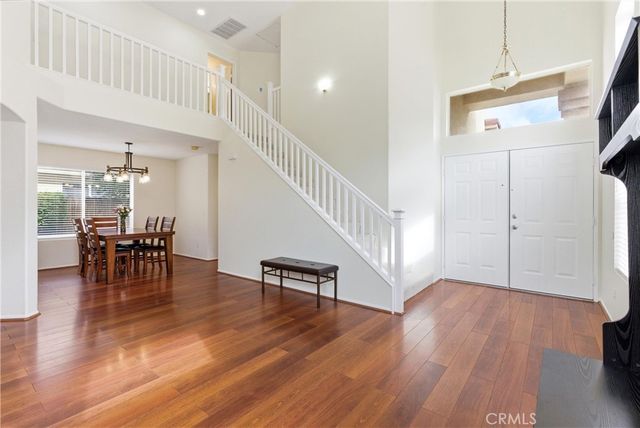 922 Naples, Corona, CA 92882
