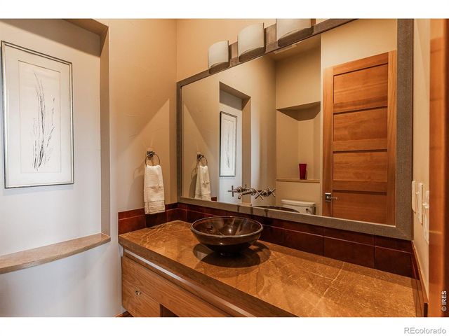 9260 Shooting Star Court, Niwot, CO 80503