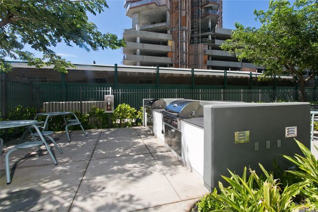 828 Auahi Street 810, Honolulu, HI 96813