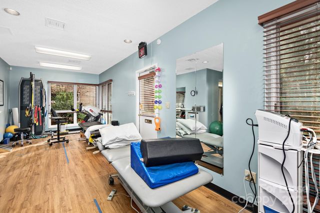 60 Livingston Street 400, Asheville, NC 28801