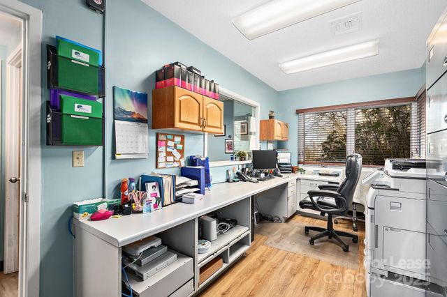 60 Livingston Street 400, Asheville, NC 28801