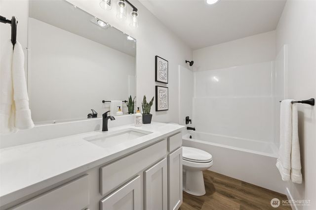 22412 Bluewater Drive SE, Yelm, WA 98597