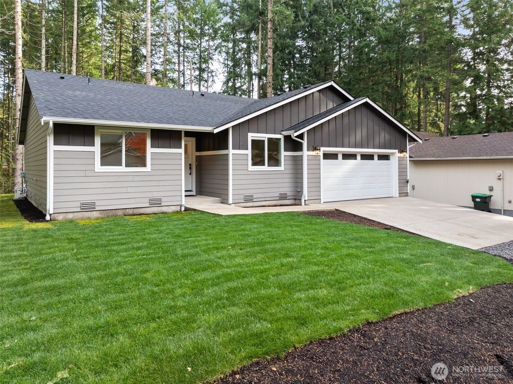 22412 Bluewater Drive SE, Yelm, WA 98597