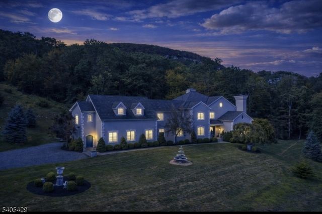 6 Mountain Terrace, Blairstown Twp., NJ 07825