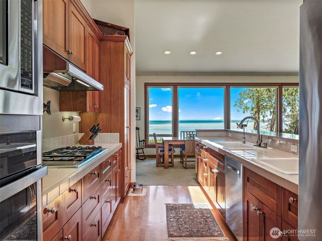 440 Pond Road, Port Townsend, WA 98368