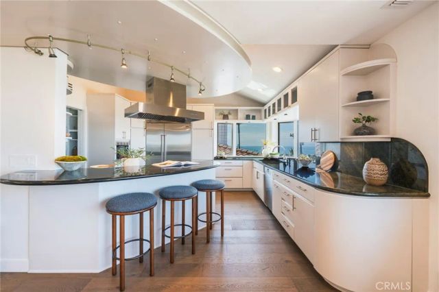 941 Calle Miramar, Redondo Beach, CA 90277