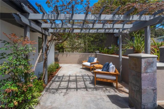 941 Calle Miramar, Redondo Beach, CA 90277