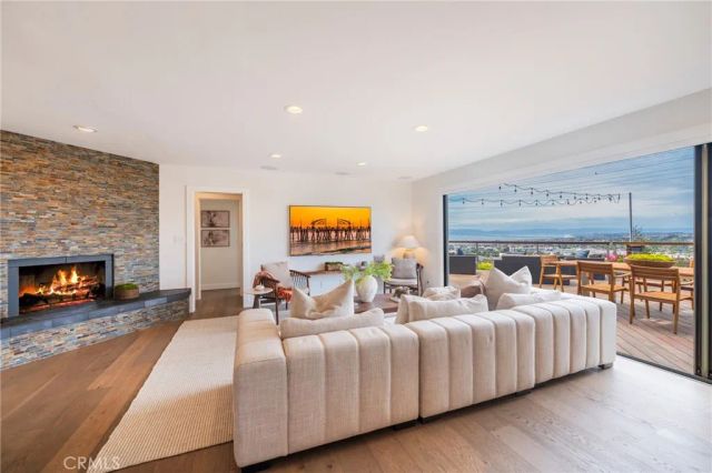 941 Calle Miramar, Redondo Beach, CA 90277