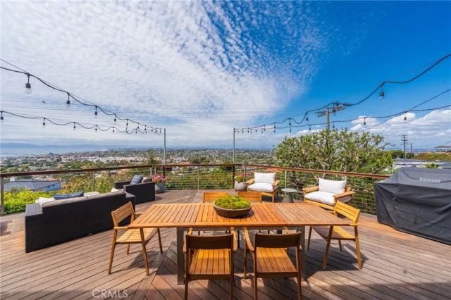 941 Calle Miramar, Redondo Beach, CA 90277