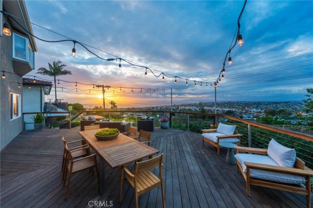 941 Calle Miramar, Redondo Beach, CA 90277