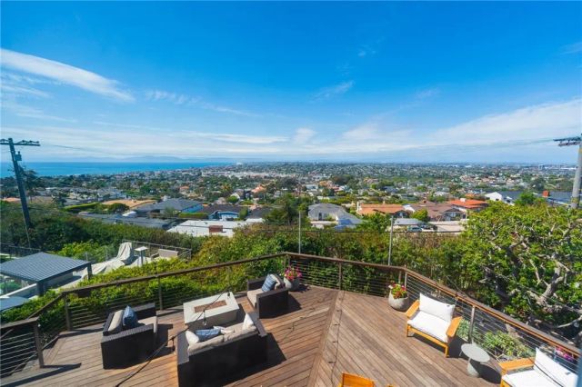 941 Calle Miramar, Redondo Beach, CA 90277