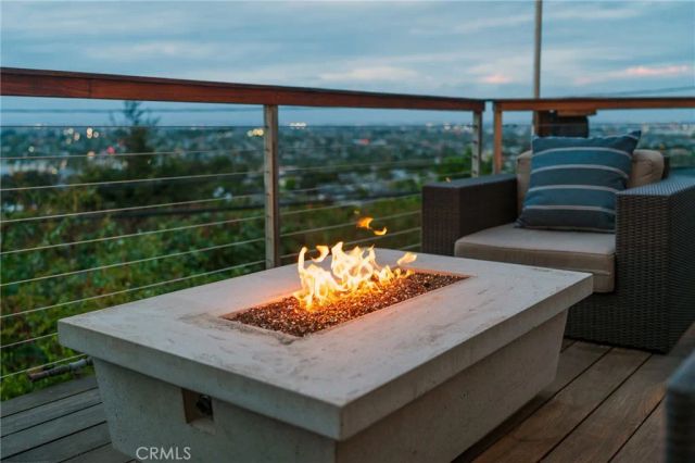 941 Calle Miramar, Redondo Beach, CA 90277