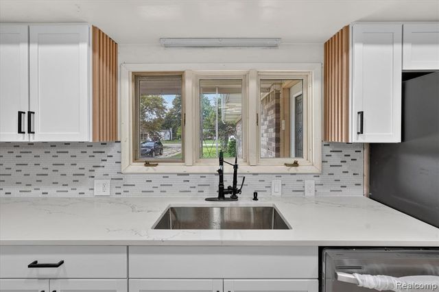 7220 Jennings Road, Swartz Creek, MI 48473