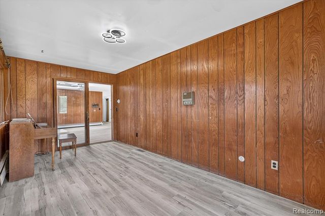 7220 Jennings Road, Swartz Creek, MI 48473