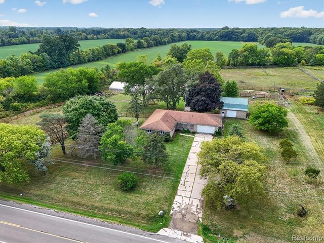7220 Jennings Road, Swartz Creek, MI 48473