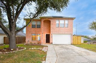5515 Champions Hill Dr, San Antonio, TX 78233