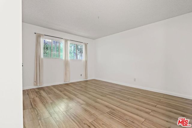 2700 Cahuenga Boulevard 2216, Los Angeles, CA 90068