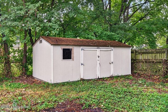 5605 Norton Ave, Louisville, KY 40213