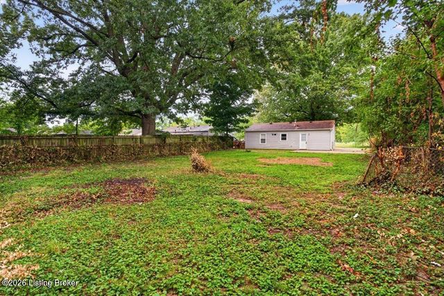 5605 Norton Ave, Louisville, KY 40213