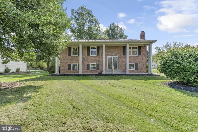 15115 OAKS RD, Charlotte Hall, MD 20622