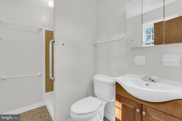 15115 OAKS RD, Charlotte Hall, MD 20622