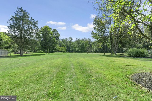 15115 OAKS RD, Charlotte Hall, MD 20622
