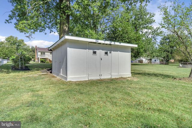 15115 OAKS RD, Charlotte Hall, MD 20622