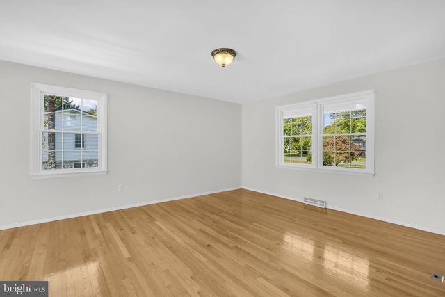 15115 OAKS RD, Charlotte Hall, MD 20622