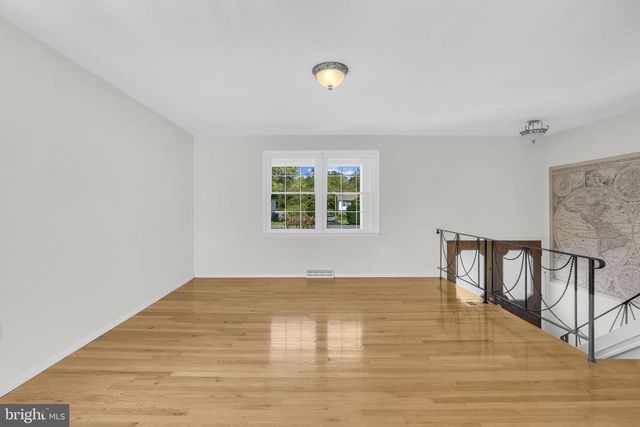 15115 OAKS RD, Charlotte Hall, MD 20622