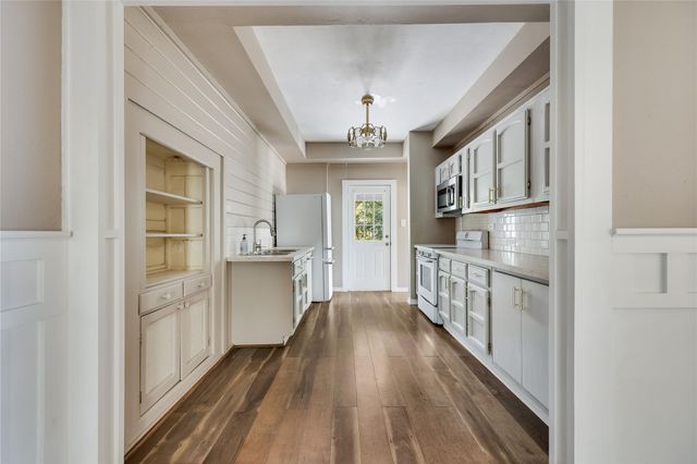 101 Patricks Aly, Liberty Hill, TX 78642