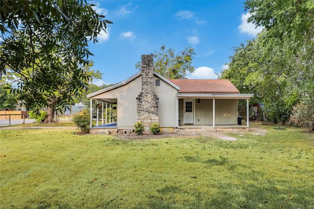 101 Patricks Aly, Liberty Hill, TX 78642