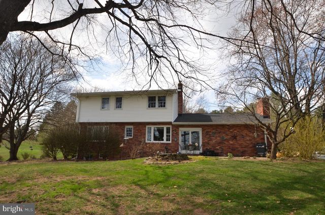 901 LEE AVE, Sykesville, MD 21784